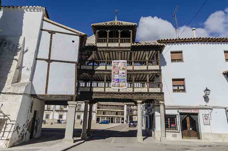 Toledo - Tembleque 09 - plaza Mayor.jpg